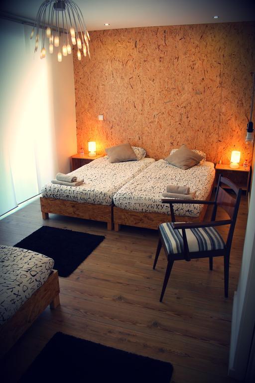Nineteen Studios Peniche Chambre photo